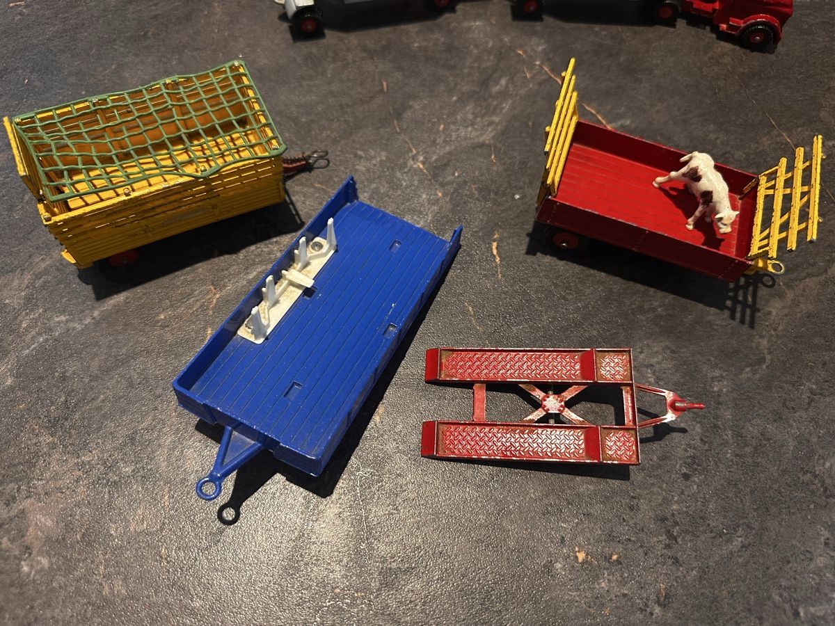 Corgi Toys Modellini d'auto: Corgi Sammlung ab 9.- – Difettoso da Sennwald venduto da HARO-Import