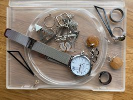Modeschmuck inkl. Armbanduhr NEU