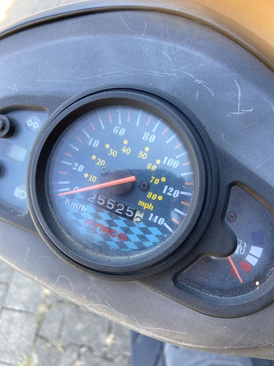 Kymco Scooter: Kymco Agility 125  – Difettoso da Rümikon AG venduto da Rollershop 4