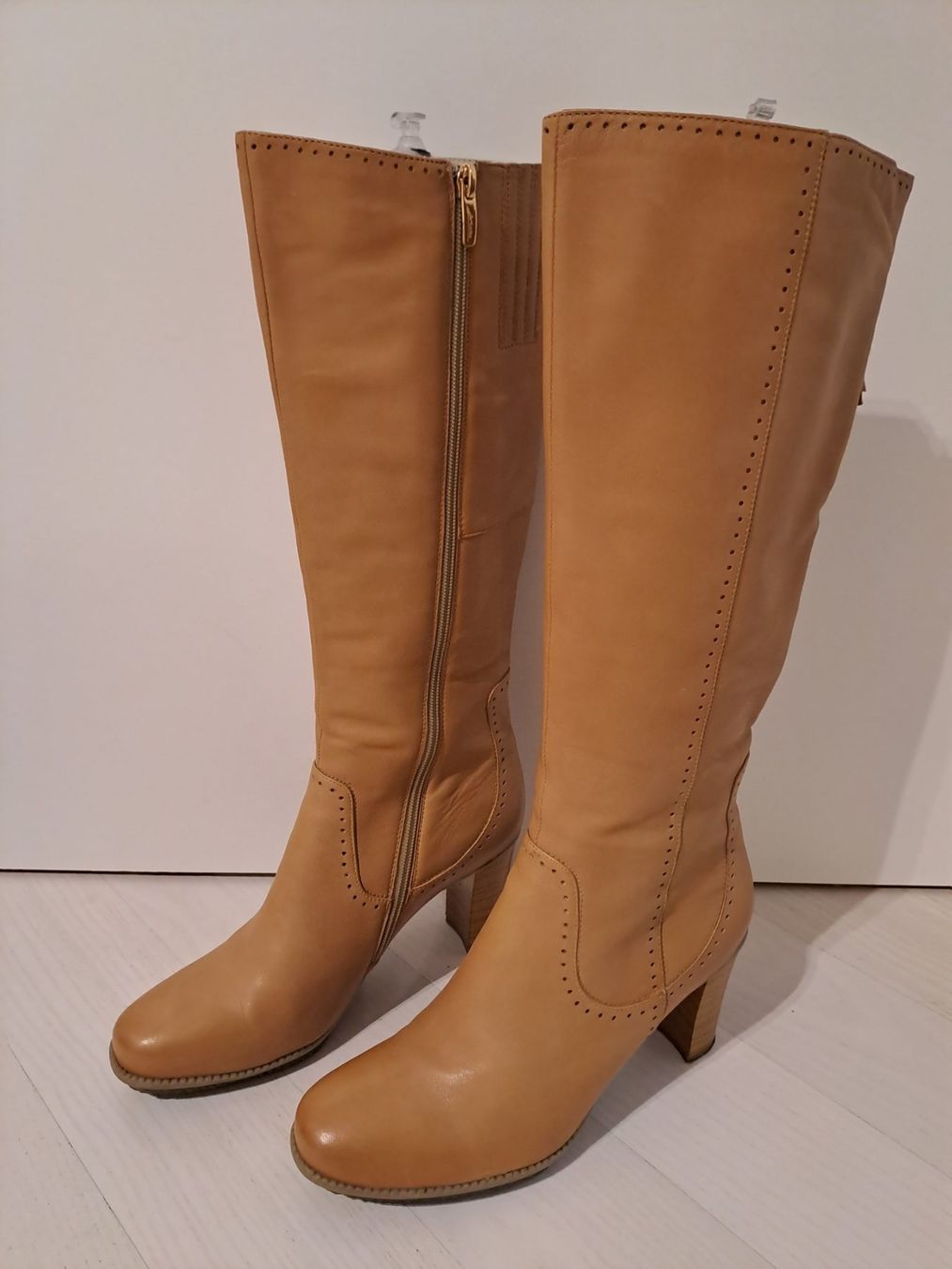 Scarpe da donna: Stiefel  Gr 40 Leder – Usato da Grenchen venduto da panebianco