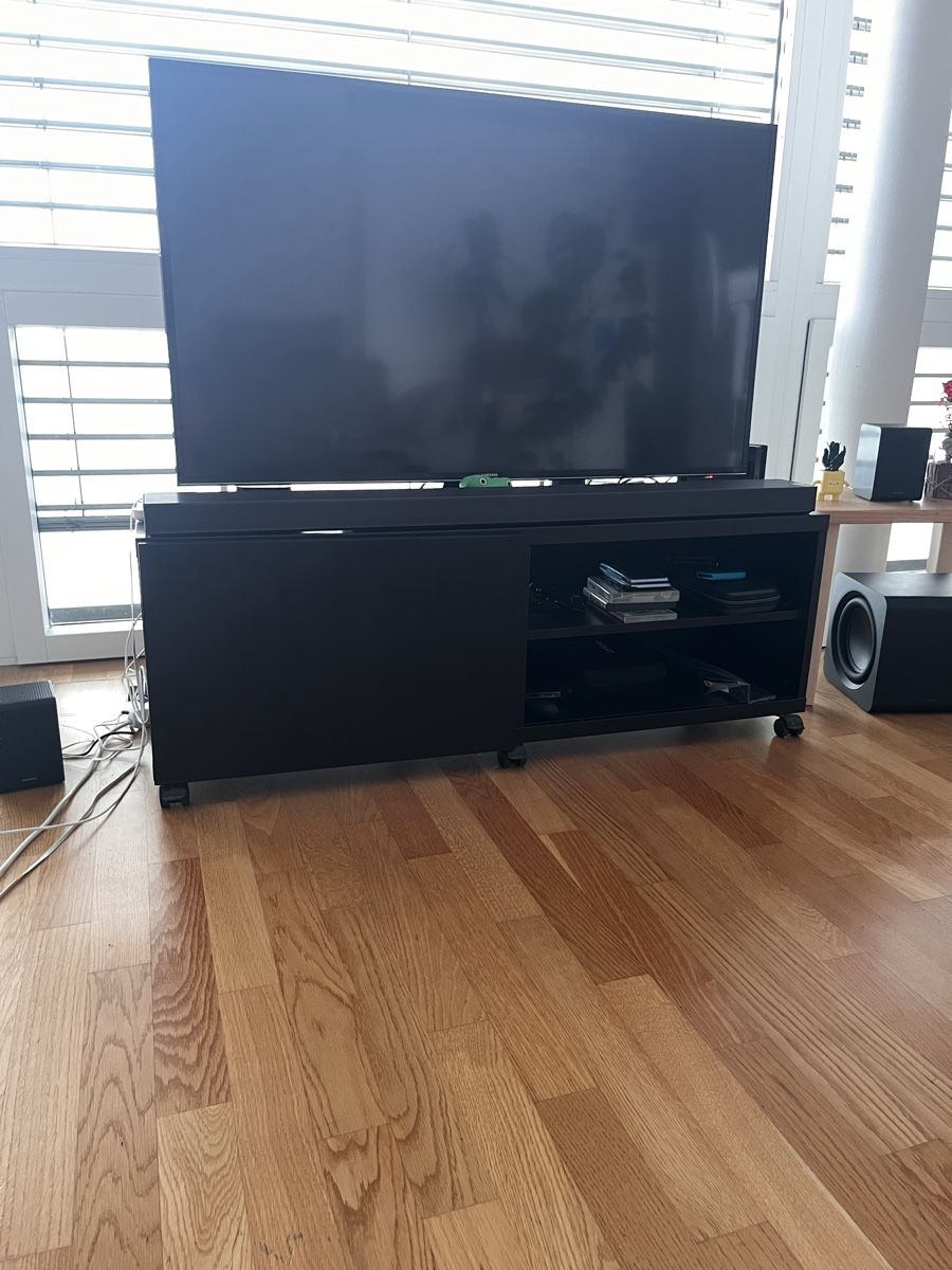 Ikea Mobili TV: Tv Möbel – Usato da Basel venduto da jan_2p29 3