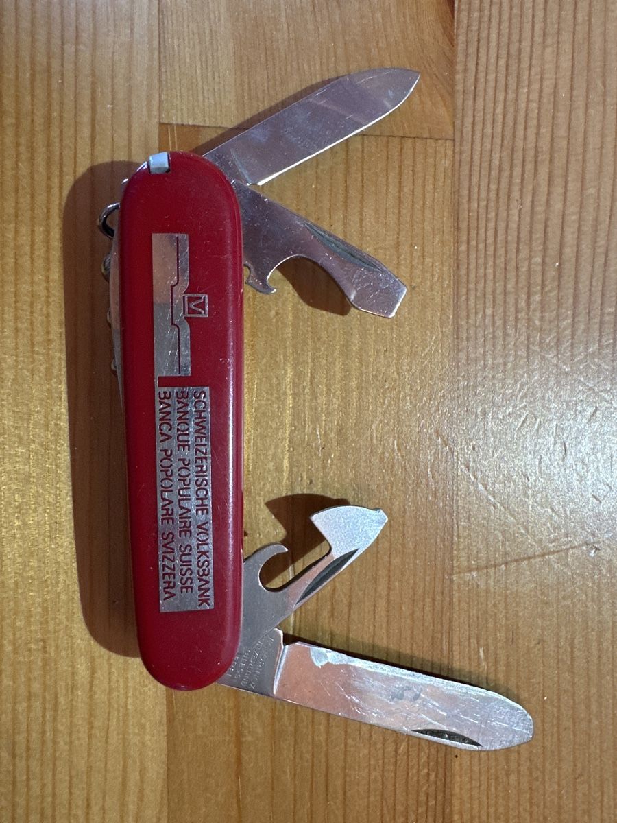 Victorinox Coltelli tascabile: Schweizer Taschenmesser, rot, V-Bank – Usato da St. Gallen venduto da mai_gd7k 2