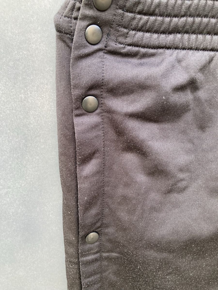 Pantaloni: Schwarze Nike Trainingshose, Gr. S – Usato da Effingen venduto da Fylarama 1