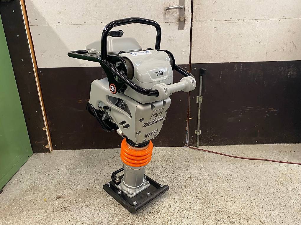 Hutter Tutte le macchine: Grabenstampfer Hutter T60 – Nuovo e nell'imballaggio originale da Weiningen TG venduto da TTW_GmbH 1