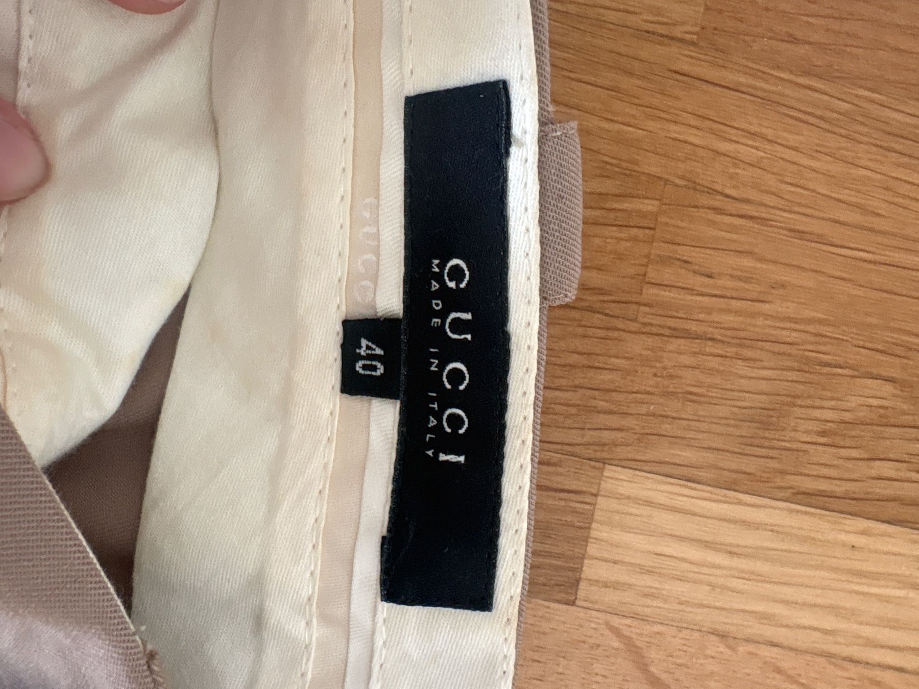 Gucci Pantaloni: GUCCI Hose Damen Gr. 36 – Usato da Zug venduto da Ilkiway 1