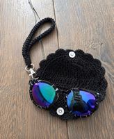 Gehäkeltes Sonnenbrillenetui in schwarz-Neu!