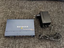 NETGEAR FS105 5-Port Fast-Ethernet-Switch mit Netzteil