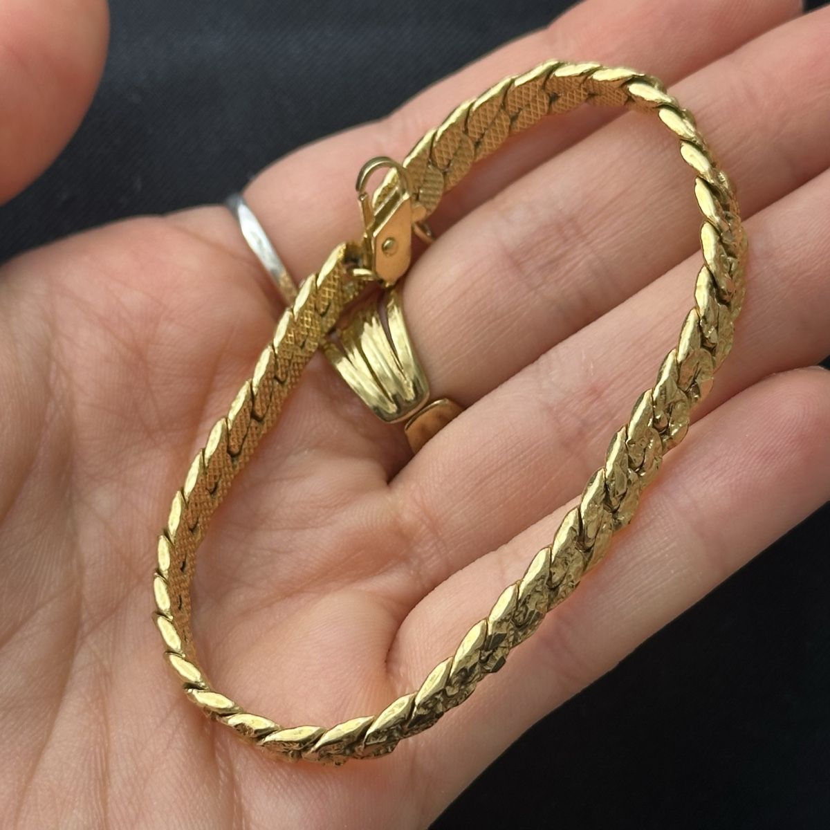 Bracciali & Braccialetti: Wunderschöne massive goldene Panzerkette – Usato da Givisiez venduto da dor_xb9k 1