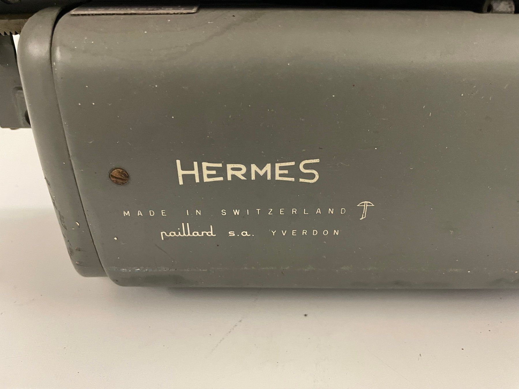 Hermès Schreibmaschinen: ancienne machine a écrire Hermès (3) – Defekt aus La Croix (Lutry) von netrajet 5