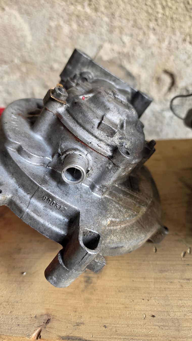 Piaggio Motoren: 3 moteur piaggio à réviser – Defekt aus Montricher von Baumbergg