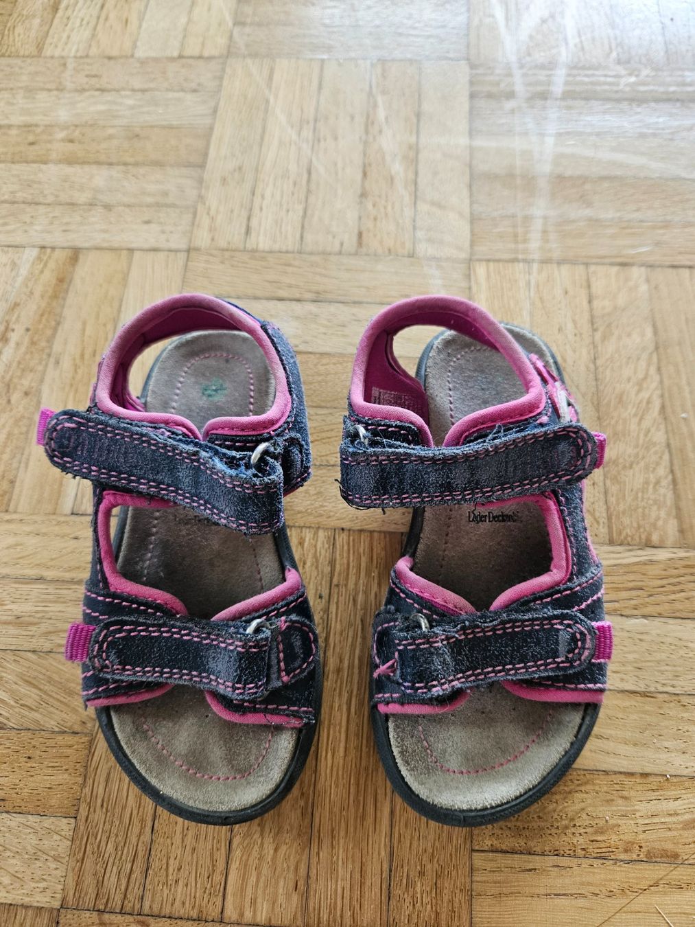 Schuhe für Mädchen: Sandalen 25 – Gebraucht aus Liestal von Seraphine87