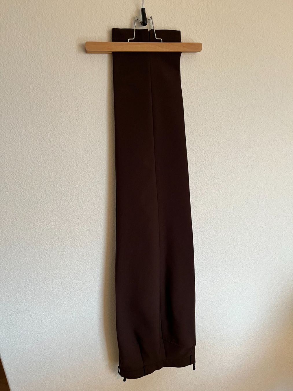 Pantalons: Schwarze Business-Hose – D'occasion à Baar par Aatina