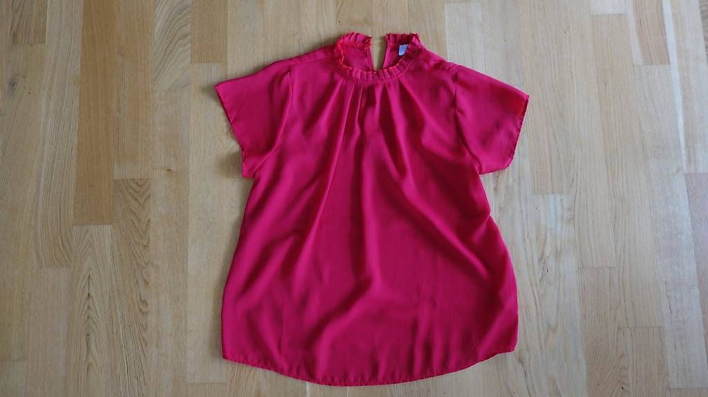 T-Shirts: T-shirt Temt Rot Grösse S – Gebraucht aus Uster von Blake13