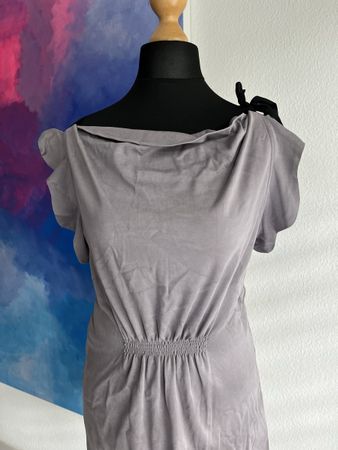 LIU JO Top Shirt grau Gr. 40 -M(One-Shoulder Rüschen Sommer