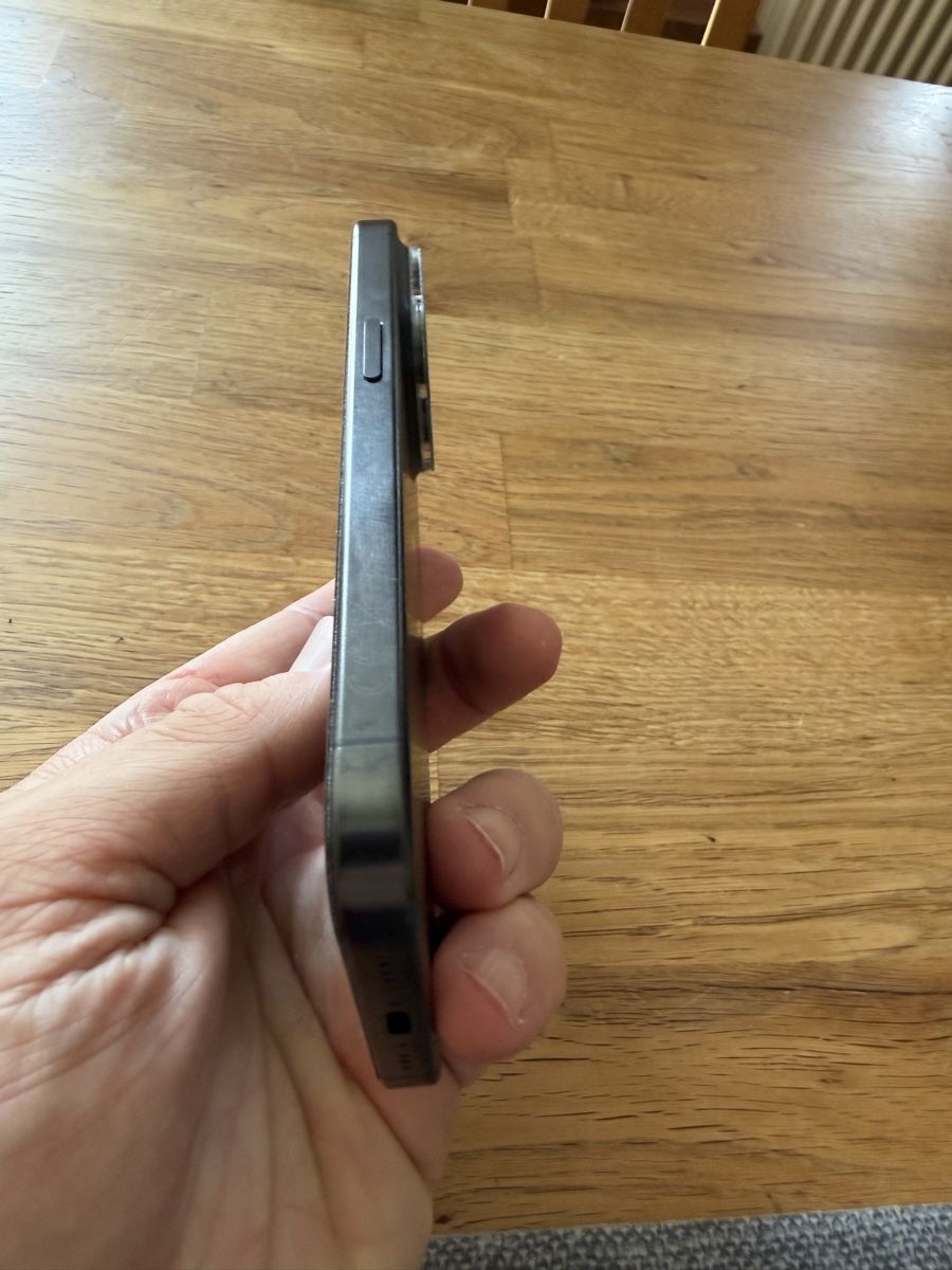 Apple Telefoni cellulari / Smartphones: Apple iPhone 15 Pro | 512 GB | 90% Batterie – Usato da Kirchdorf BE venduto da Templar86 6