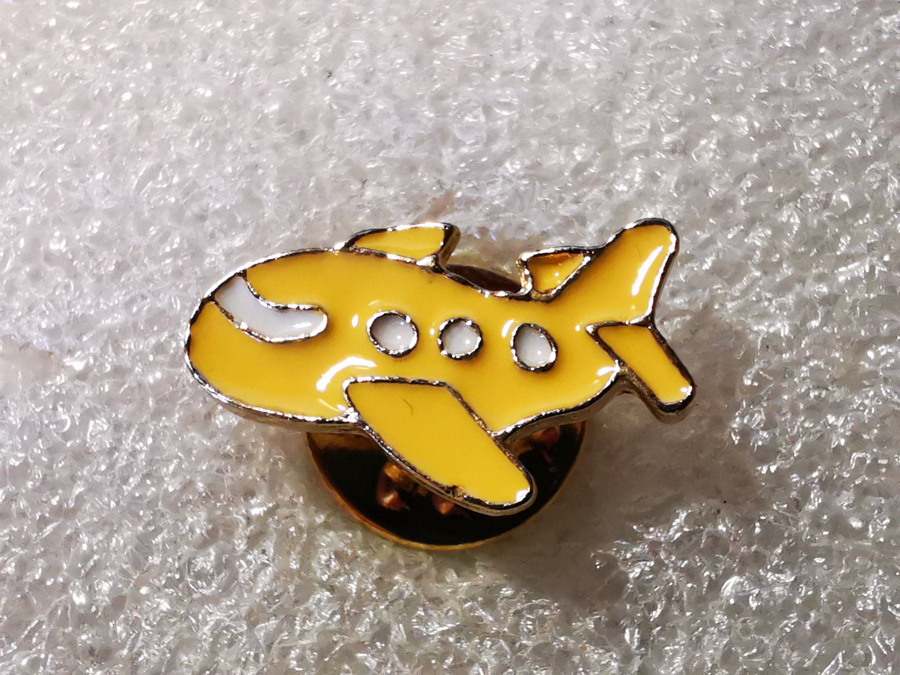 Placchette & Badge: Ansteckpin 30: Flugzeug – Usato da Oppligen venduto da Pin-Fall-Shop
