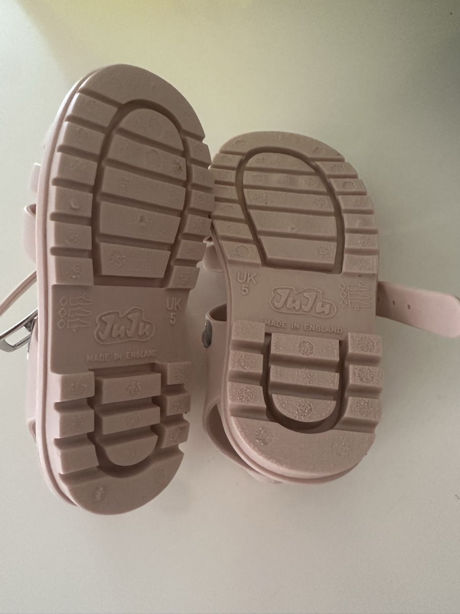 Next Scarpe per ragazze: Gr 21.5 next neu – Nuovo (secondo la descrizione) da Wettingen venduto da hak_52m8 1