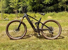 CUBE STEREO HYBRID 140 HPC ACTIONTEAM 750 misura L