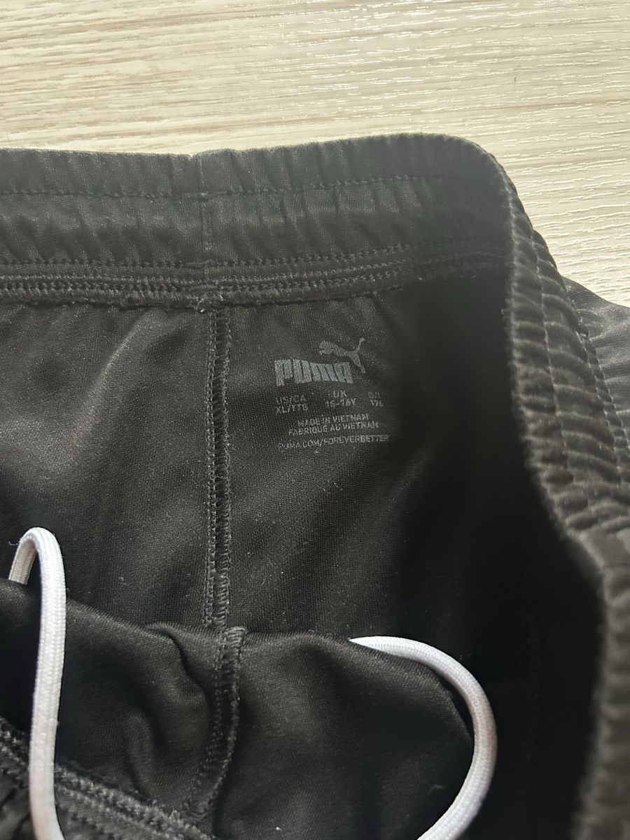 Puma Pantaloni: Training Puma - 176 – Usato da Reconvilier venduto da ako_6n9m 1