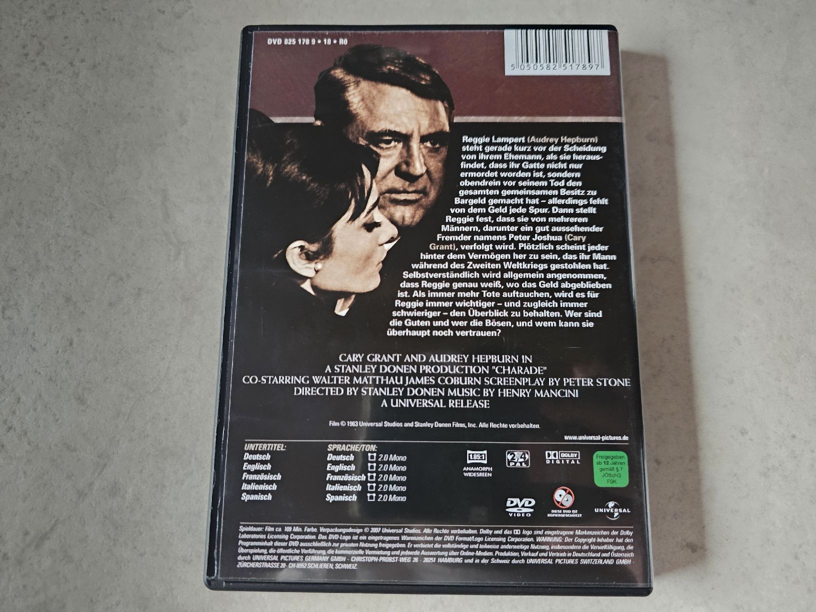Tutti i DVDs: Charade  (Gary Grant) – Usato da Schneisingen venduto da backstore24 1