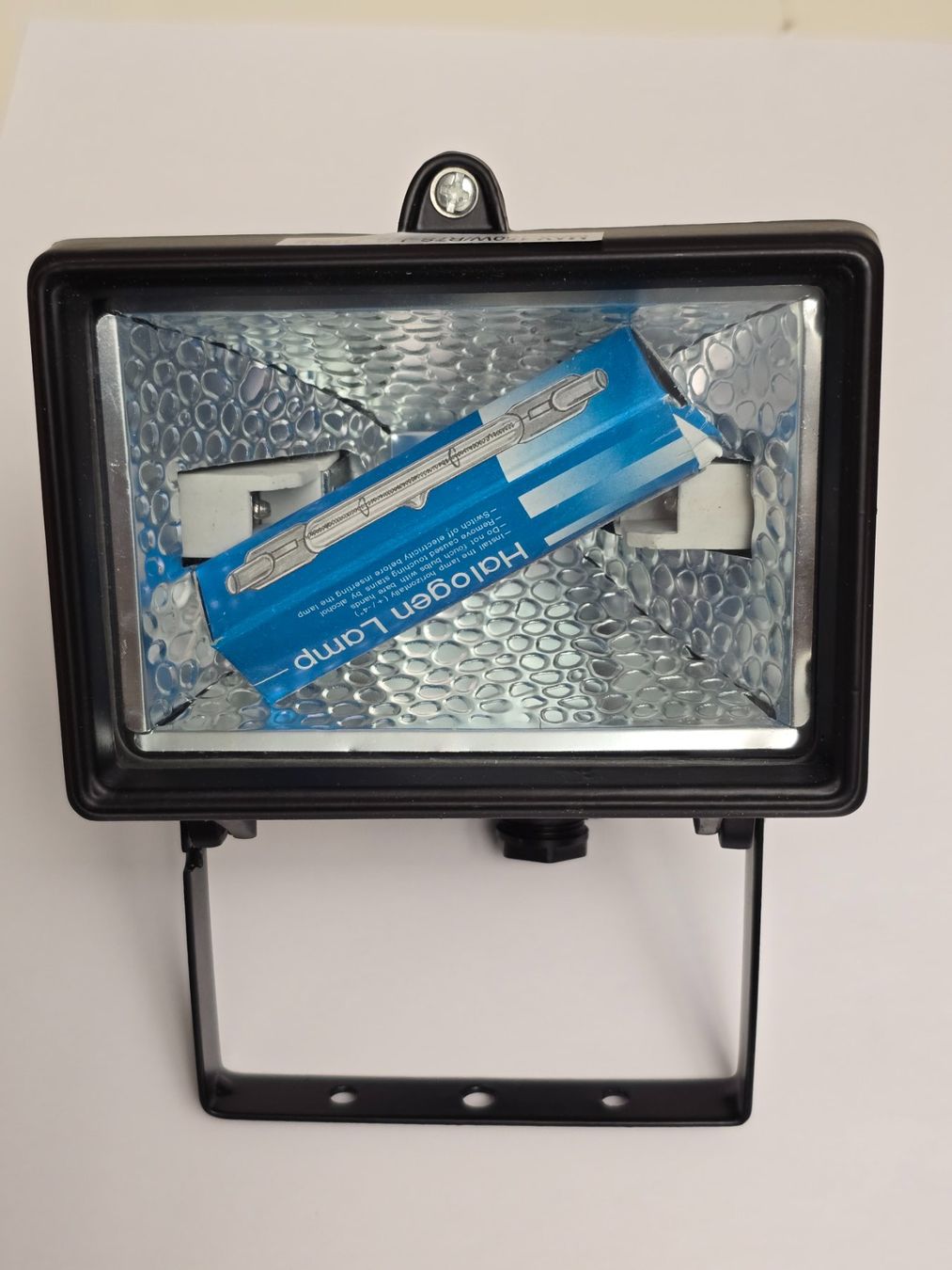 Lampes: R7s Halogenlampe 150W / Aussenlampe – Neuf avec emballage d'origine à Reinach AG par softwareladen