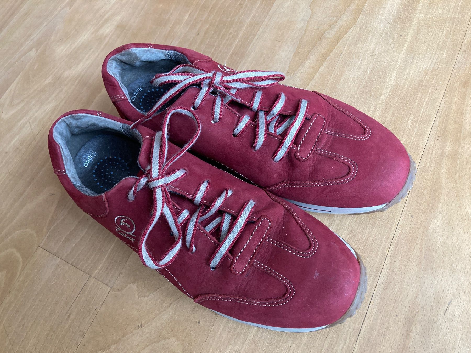 Gabor Scarpe da donna: Gabor Sneaker, Gr. 7 (40), rot – Usato da Zürich venduto da Juveanti