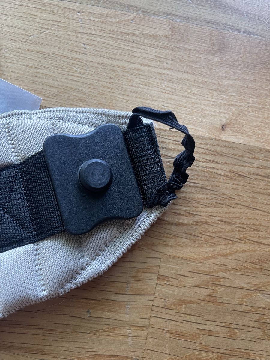 Flybaby Porte-bébés ventraux & dorsaux: FLYBABY Babytrage – D'occasion à Horgen par sel_qc25 2