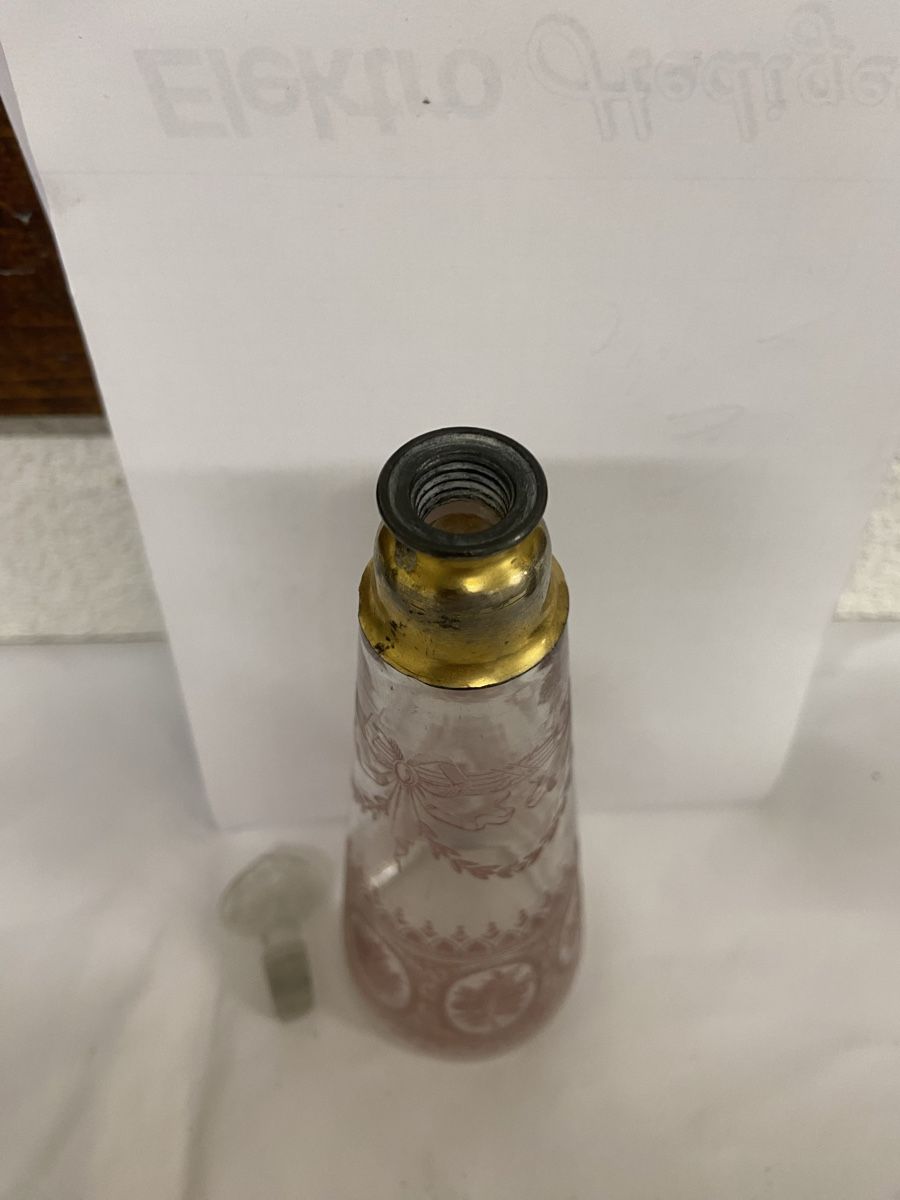 Baccarat Flacons: MF BACCARAT DUFTFLASCHE  – Gebraucht aus Dietikon von brocki-eyra 4