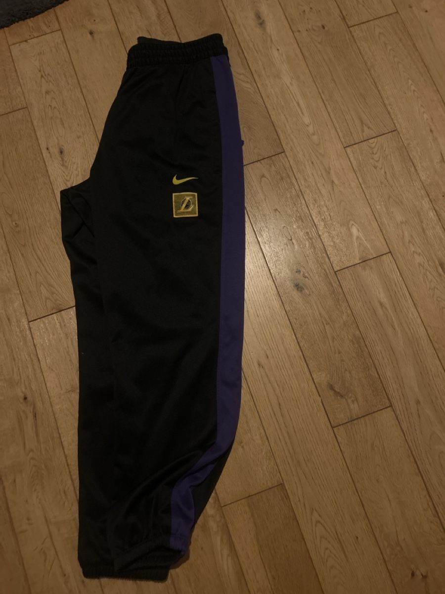 Pantaloni: Jogging des Lakers taille L-XL – Nuovo (secondo la descrizione) da Troinex venduto da ale_95jr 2