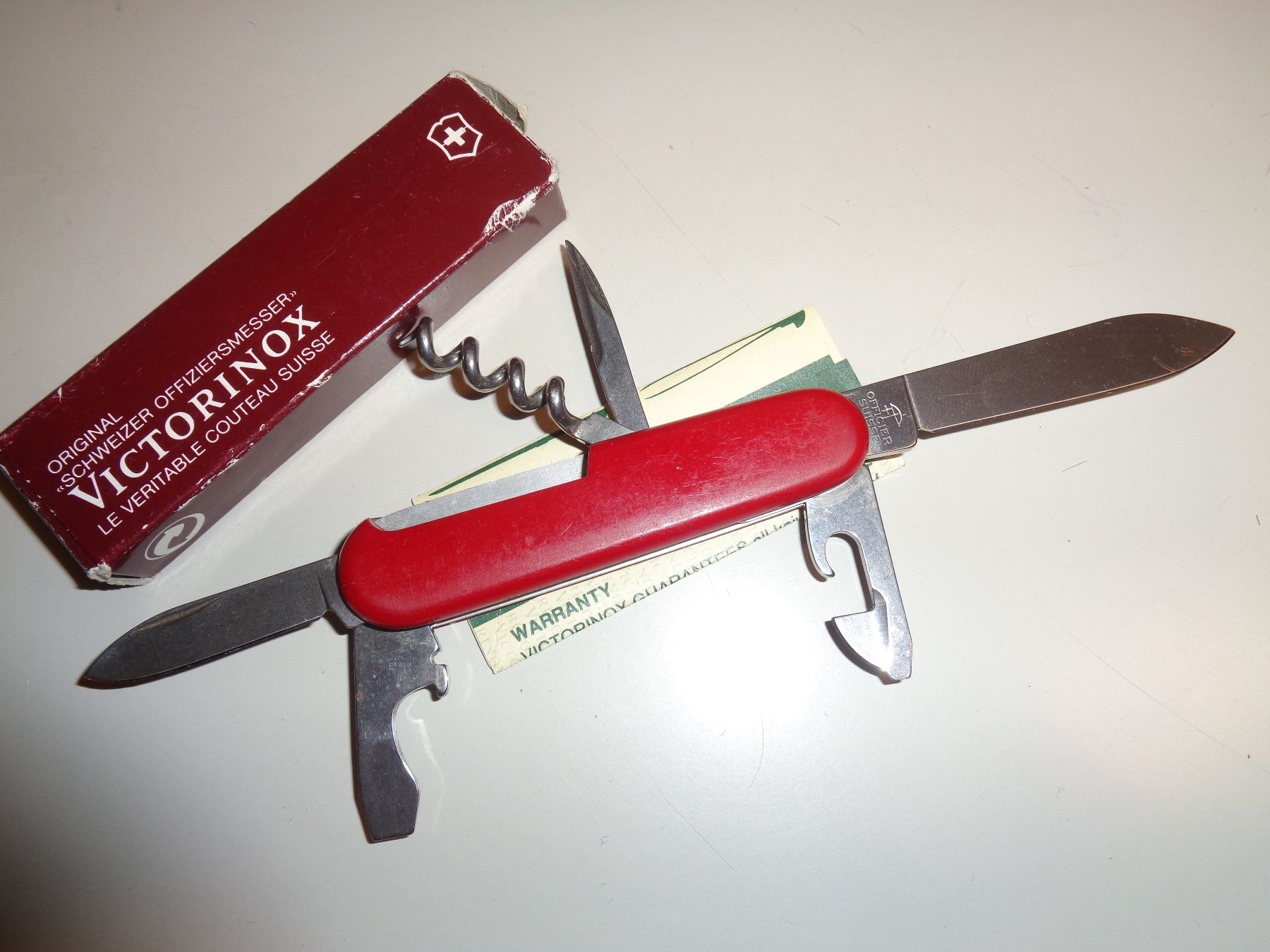 Victorinox Coltelli tascabile: Victorinox Offiziersmesser, Original mit Box – Usato da Weinfelden venduto da Fortress