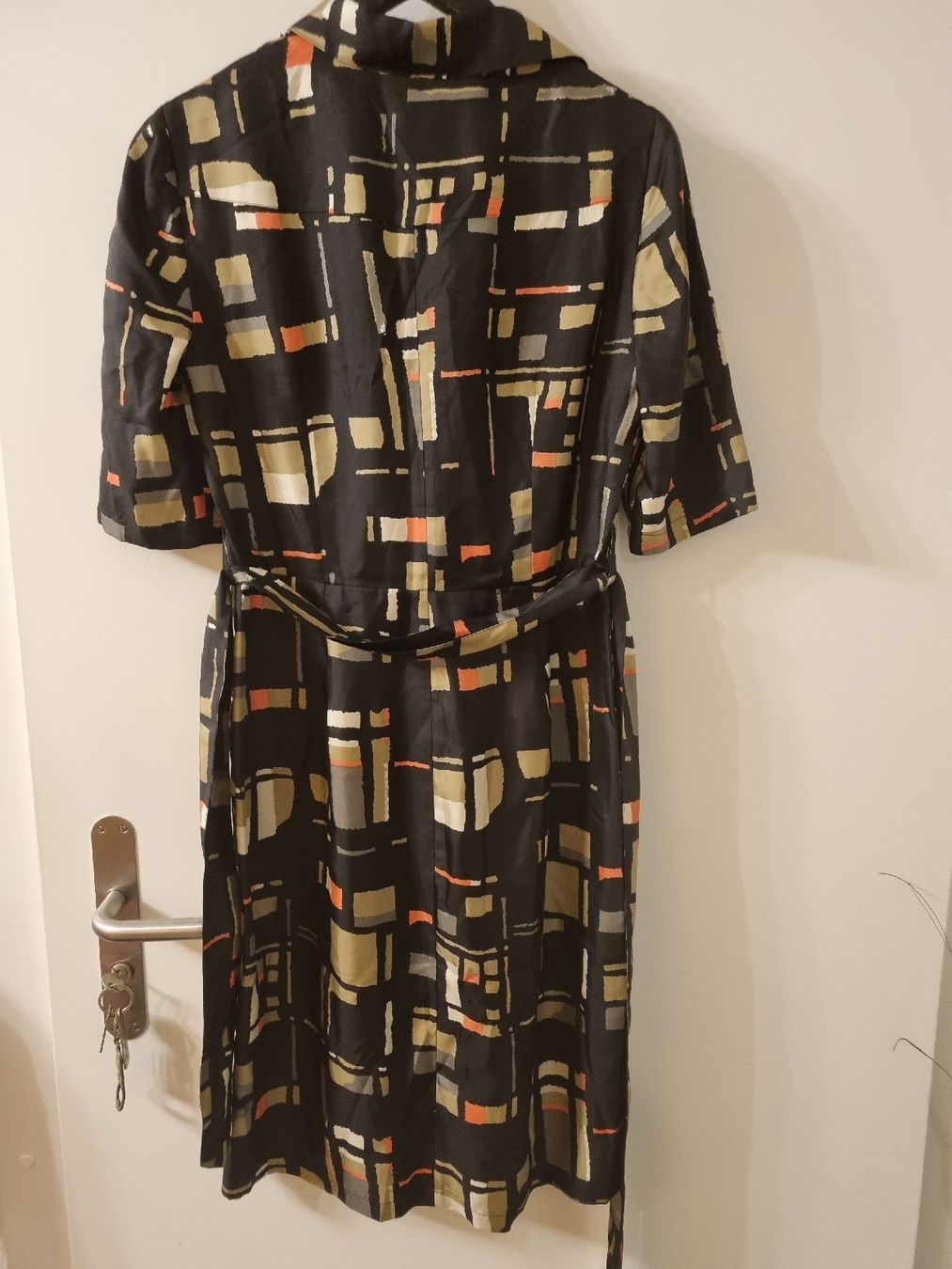 Vestiti: Hobbs Seidenkleid Gr. 42 – Usato da Thalwil venduto da Briscolina 1