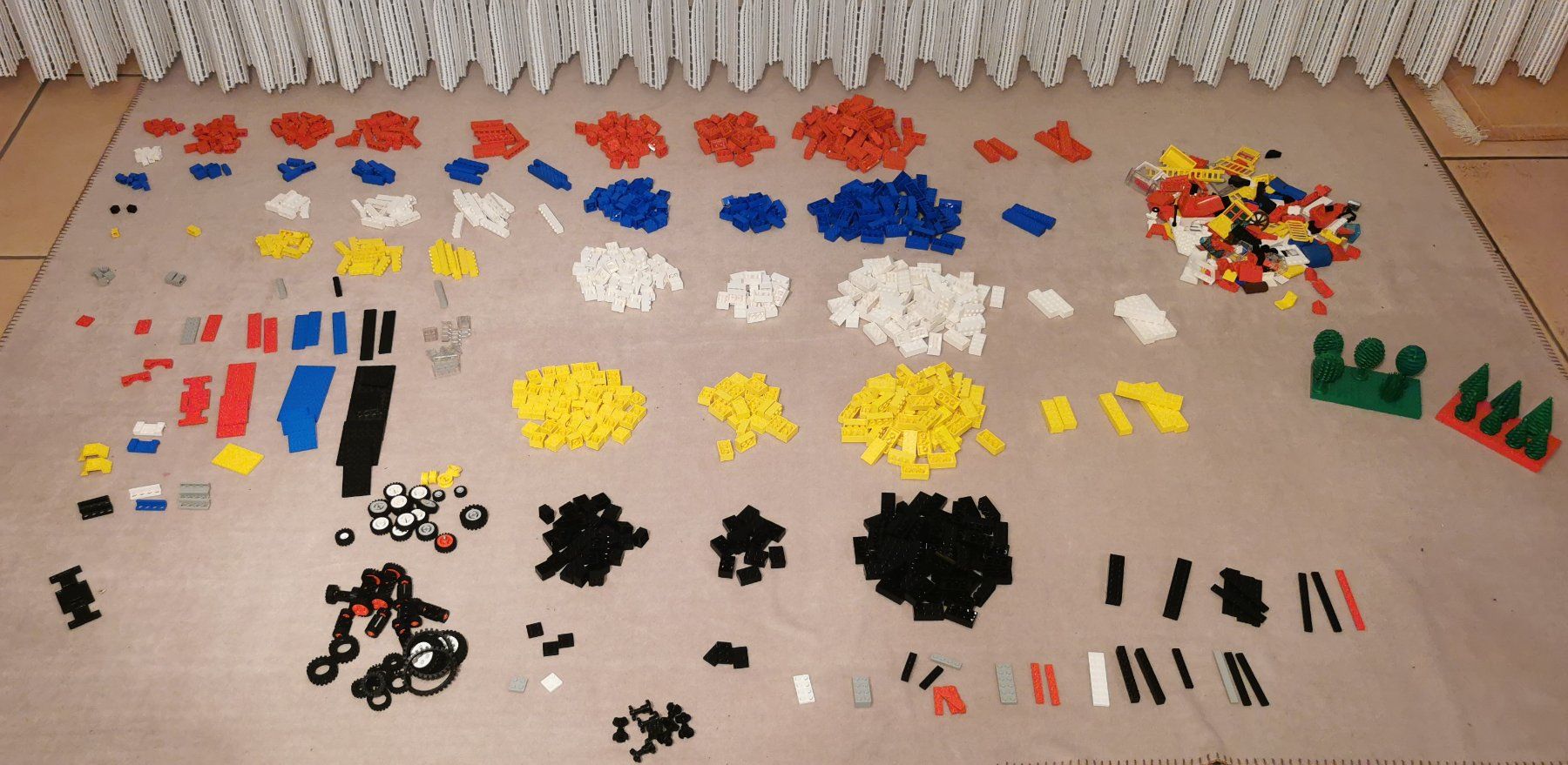 Spielzeuge: Lego Steine Sammlung - über 1'000 Einzelteile – Gebraucht aus Bremgarten b. Bern von Vittorio0