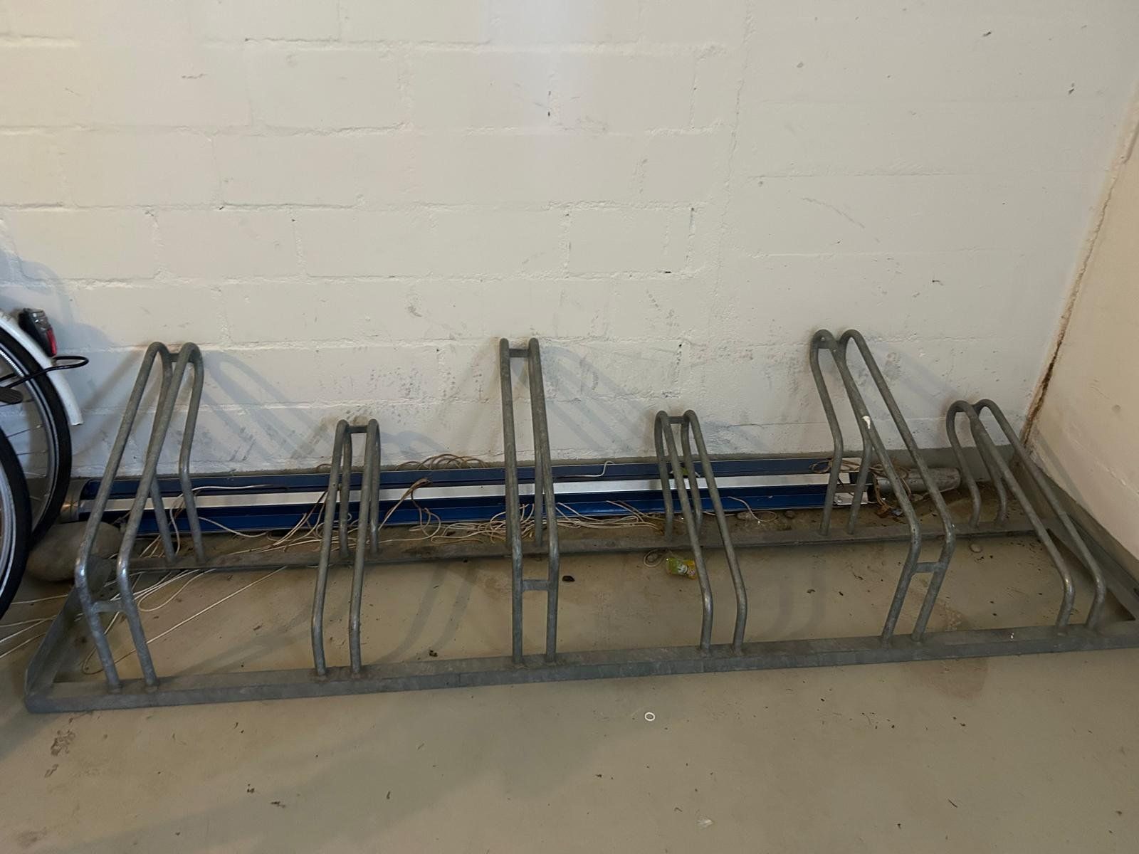 Cavalletti per biciclette: velo ständer – Usato da Basel venduto da faz_hdd8 4