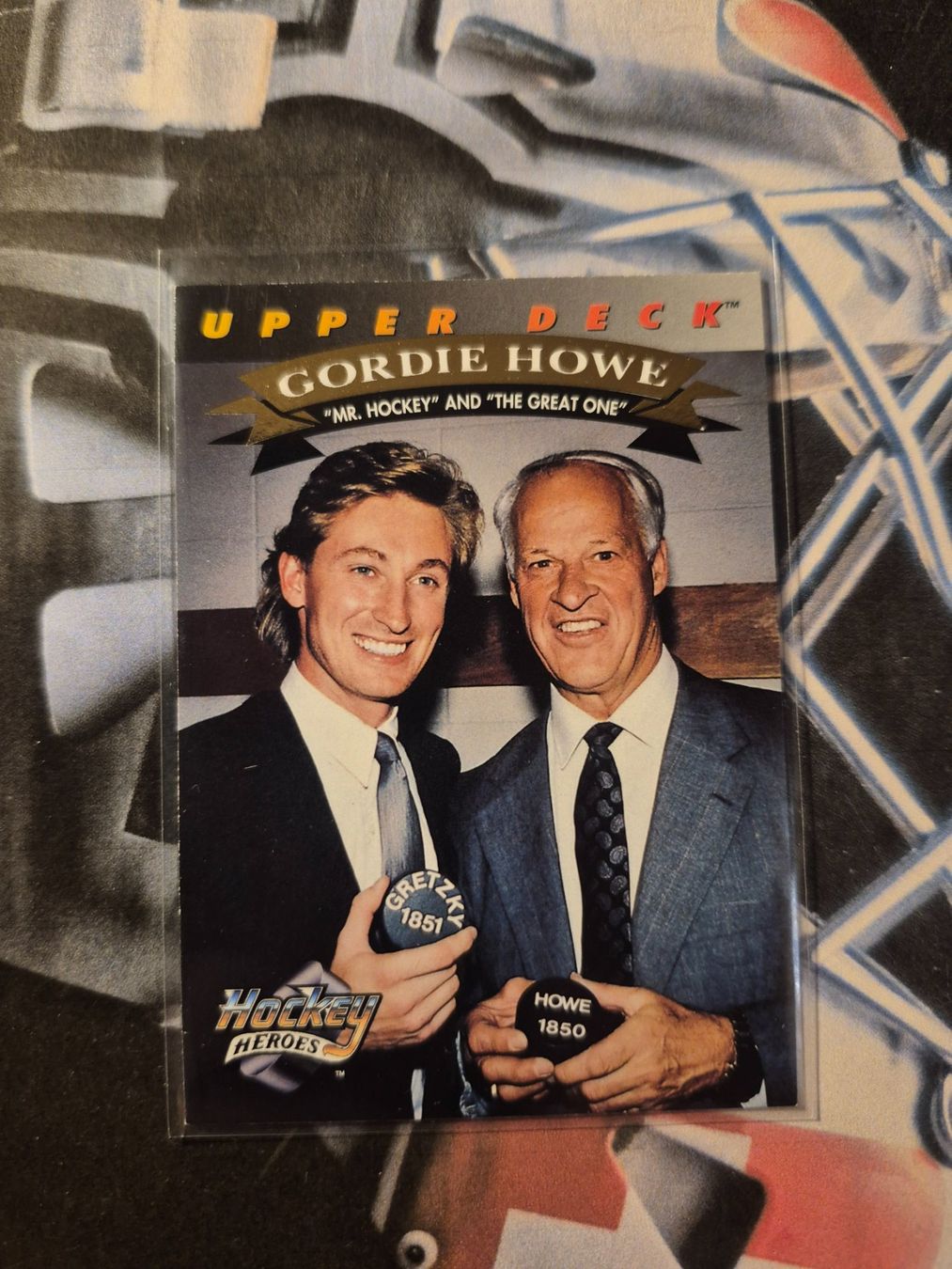 NHL Carte collezionabili: NHL Gordie Howe & Wayne Gretzky – Usato da Treiten venduto da Sauber73