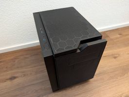 PC Gehäuse mit Netzteil Enermax 700 W