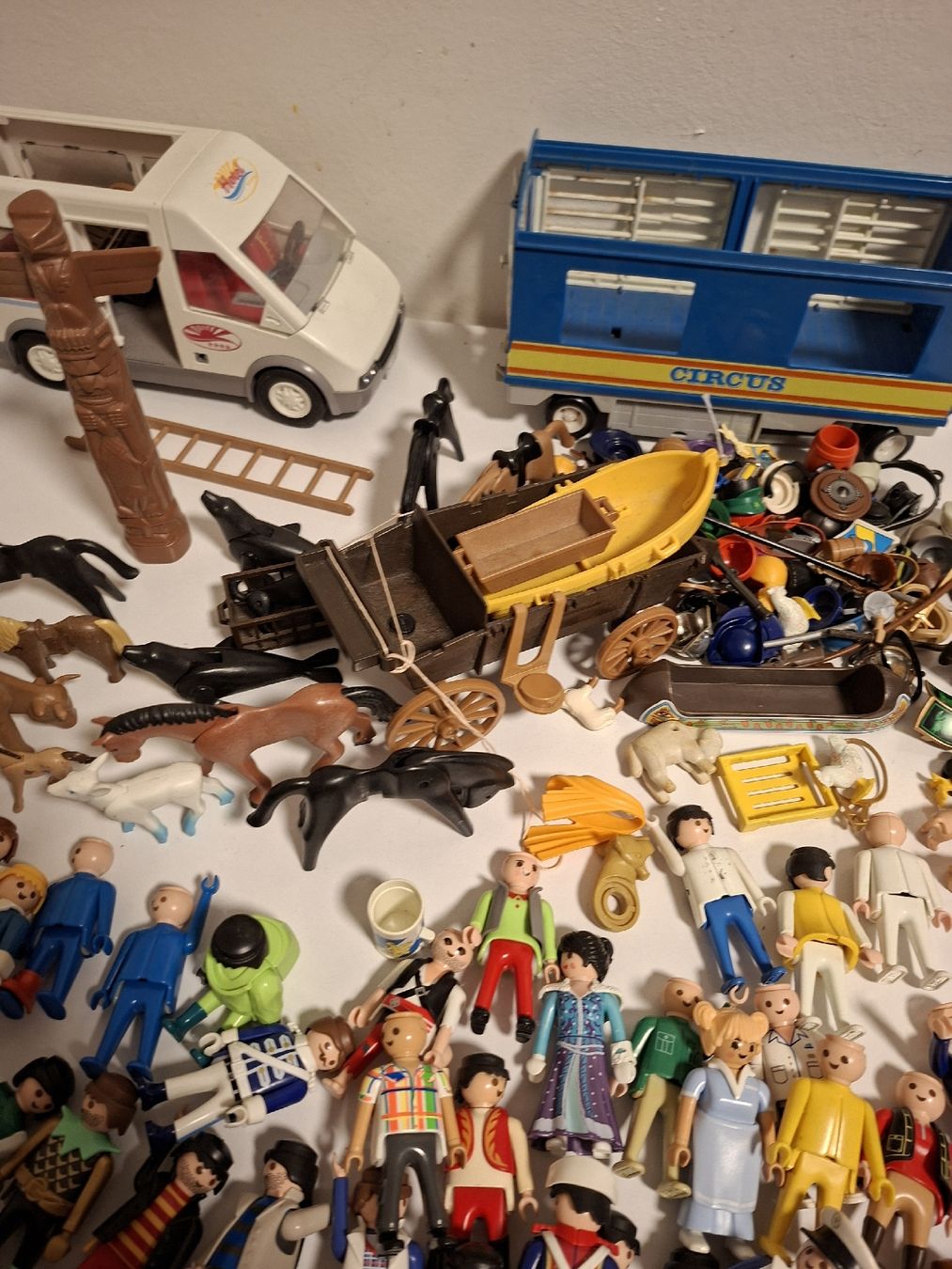 Playmobil Giocattoli: Grand lot de Playmobil – Usato da Belfaux venduto da frifri500 7