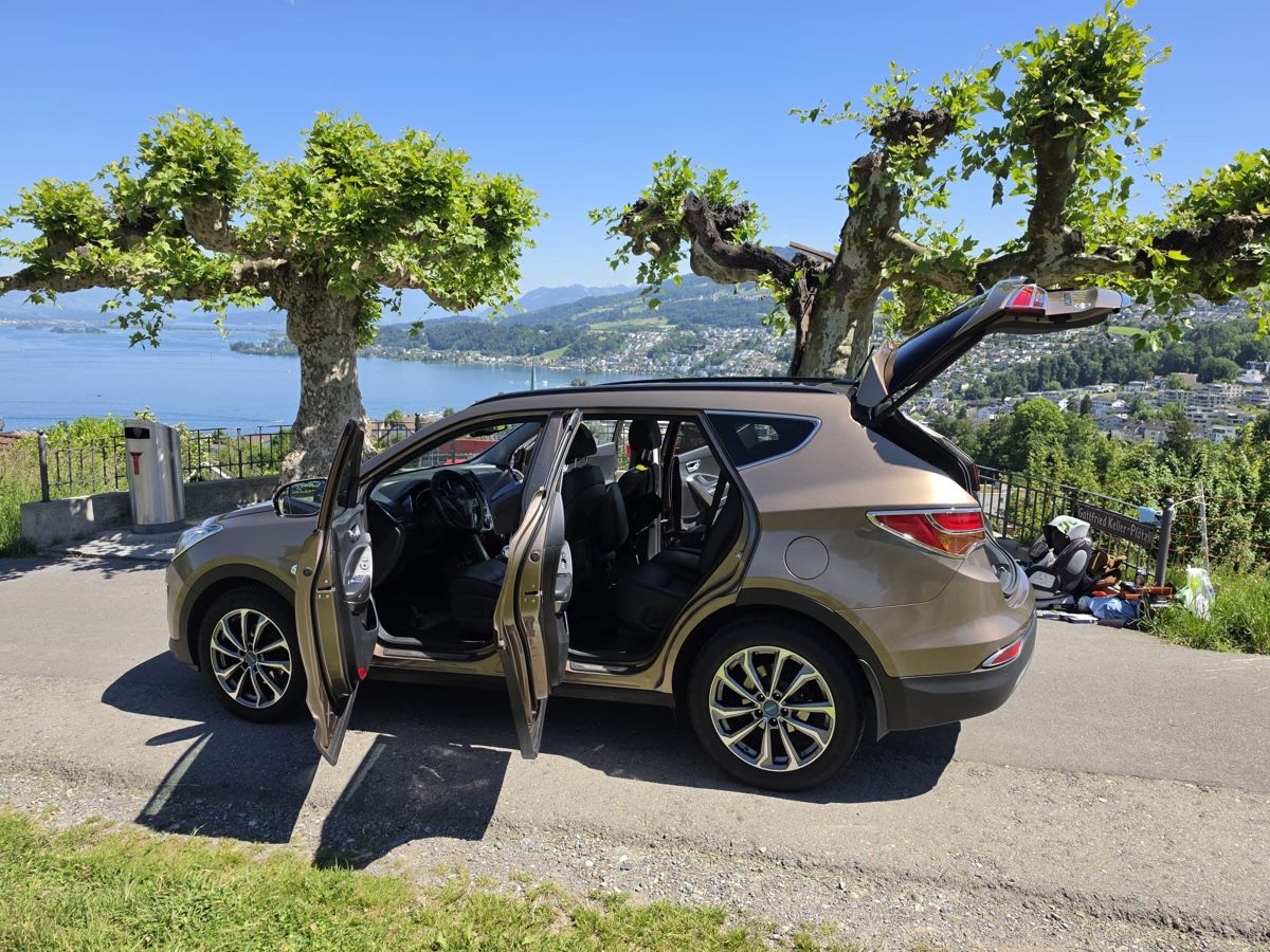 Hyundai Automobili: HYUNDAI Santa Fe 2.2  CRDI – Usato da Wädenswil venduto da red_hmg5 2