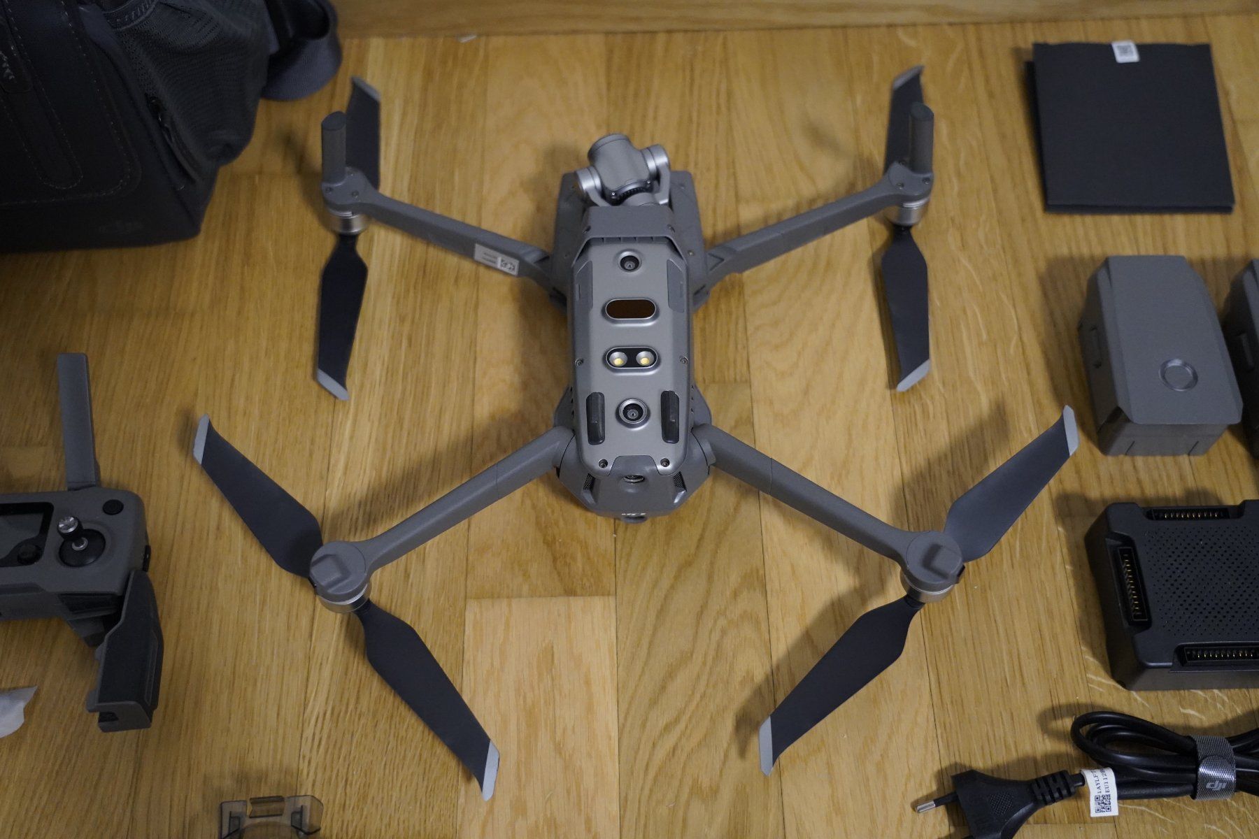 DJI Modellismo RC: DJI Mavic 2 Zoom – Usato da Bülach venduto da geo_6fzr 6