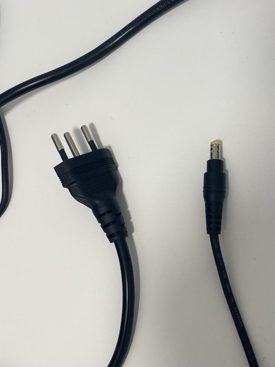 Unità & Adattatore: Chicony Power Technology AC adapter – Nuovo (secondo la descrizione) da Wohlen AG venduto da esm_c8gh 3