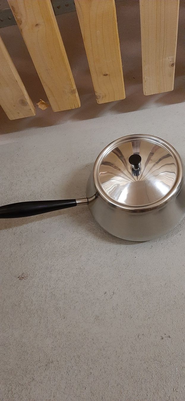 Töpfe: Fondue Bourguignonne Topf mit Drehteller, 6 Gabeln – Gebraucht aus Affoltern am Albis von Sabinezc