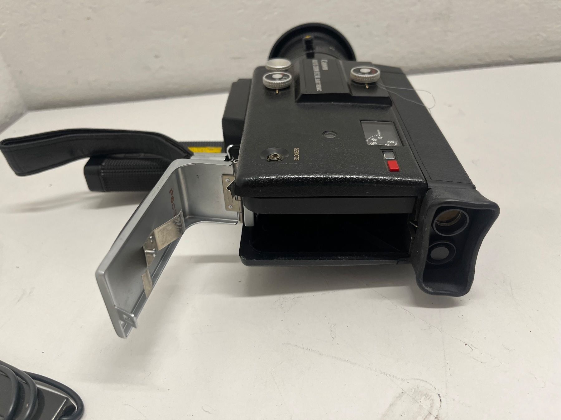 Canon Videocamere: Canon Auto-zoom 512XL Electronic – Usato da Niederdorf venduto da LeptonAG 4