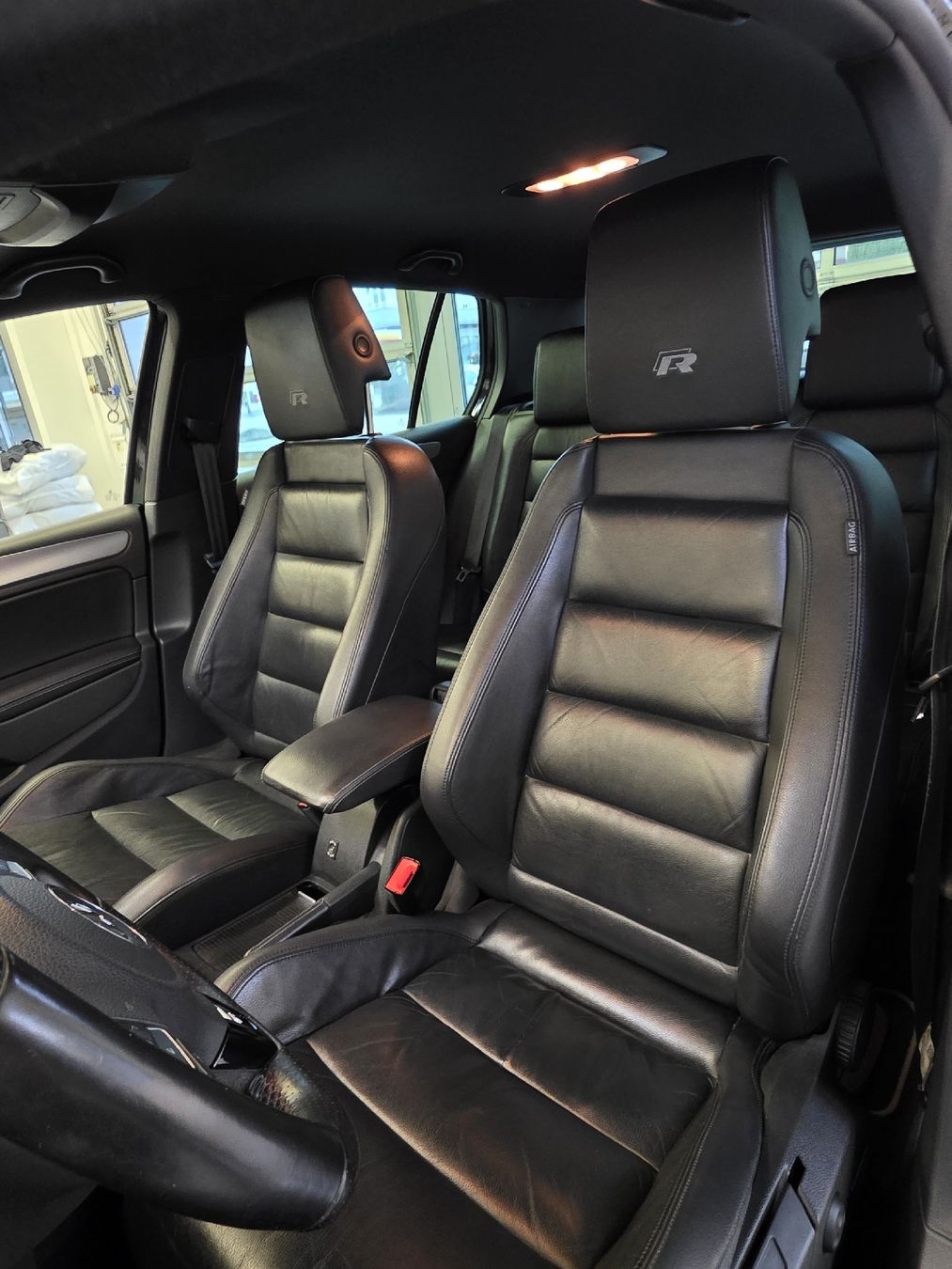 VW Autos: VW Golf 6r – D'occasion à Willisau par and_8ymf 7