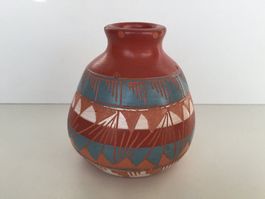 Véritable poterie Indian Navajo USA (vase)