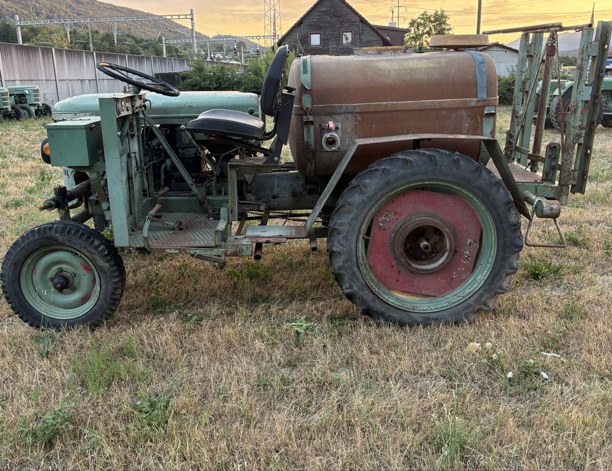 Bührer Tracteurs: Bührer Biefer – Défectueux à Däniken SO par pillepalle02