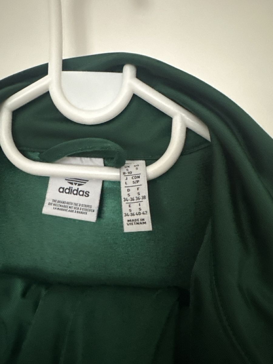 Vestes: Adidas Original  – Neuf (Voir description) à Oberägeri par lev_7kc2 2