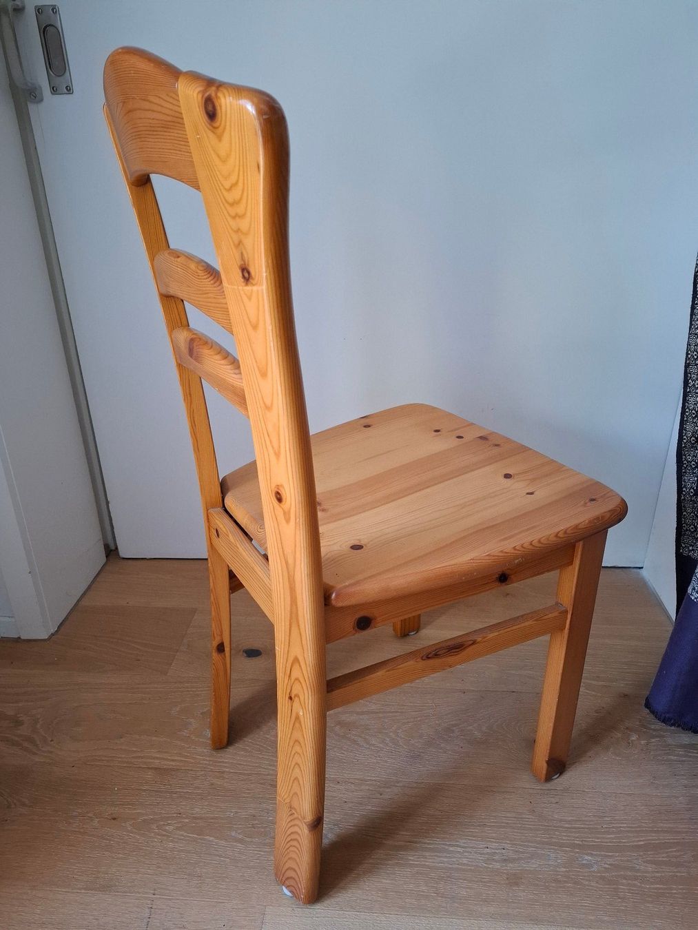 Stühle: Schöner Stuhl aus Holz – Gebraucht aus Jens von Sanddorn7 1