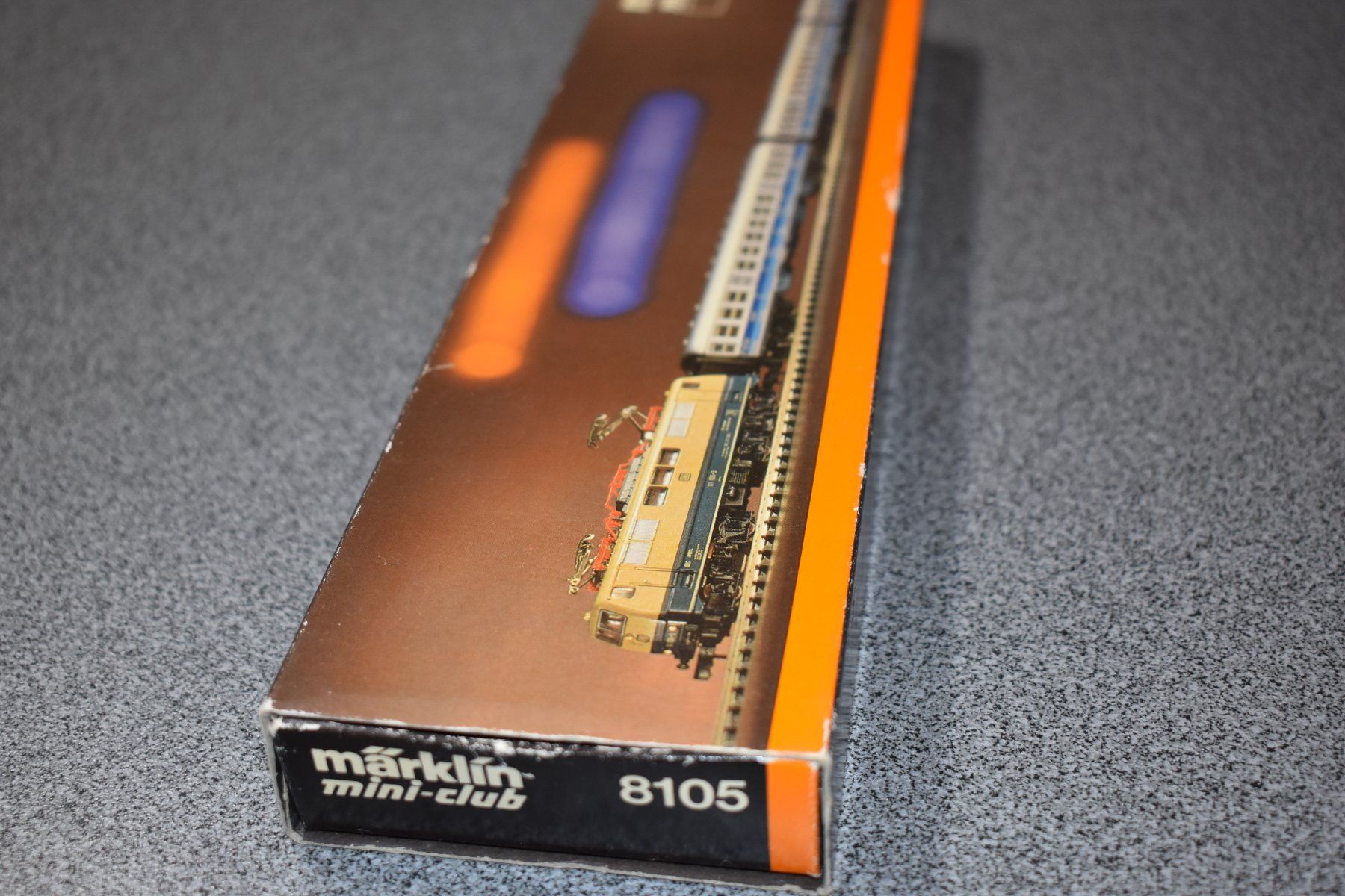 Märklin Modelleisenbahnen: Märklin Z 1 Boîte vide 8105 – Gebraucht aus Le Locle von skycomputer 3
