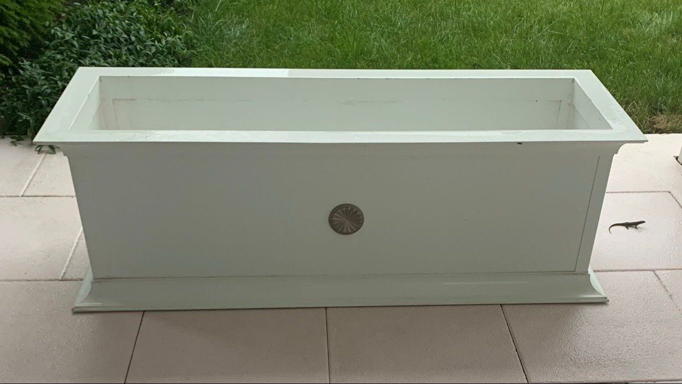 Vasi per fiori: Pflanzentröge weiss Metall beschichtet, mit Rollern – Usato da Zollikon venduto da est_rkg7