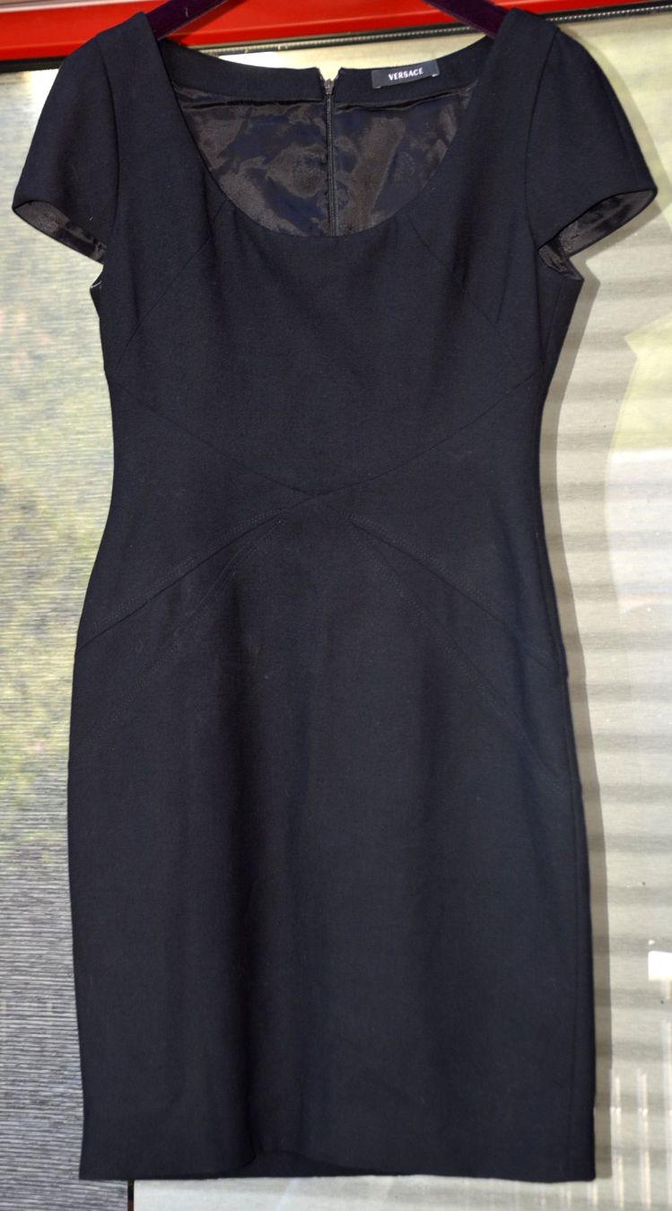 Versace Vestiti: Versace Kleid / robe .40 – Usato da Collonges venduto da arashee 1