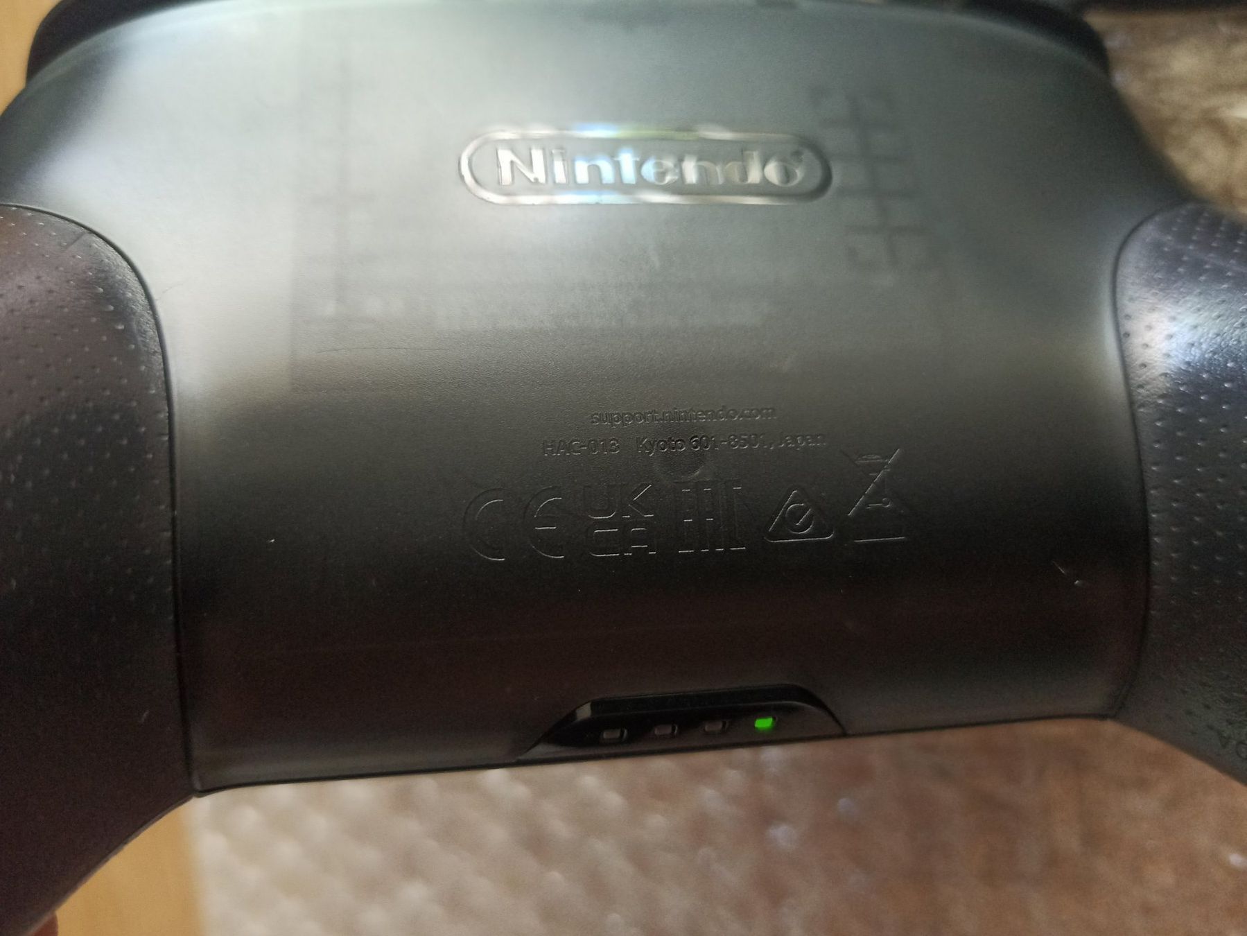 Manettes: Original Nintendo Switch Pro Controller + USB-C Kabel NSW – D'occasion à Oberweningen par mar_87mx 6